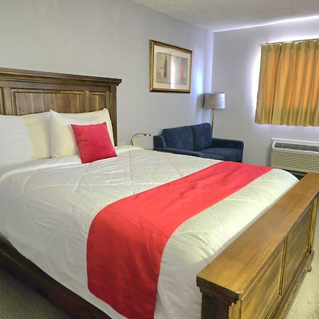 American Inn Ozark Екстериор снимка